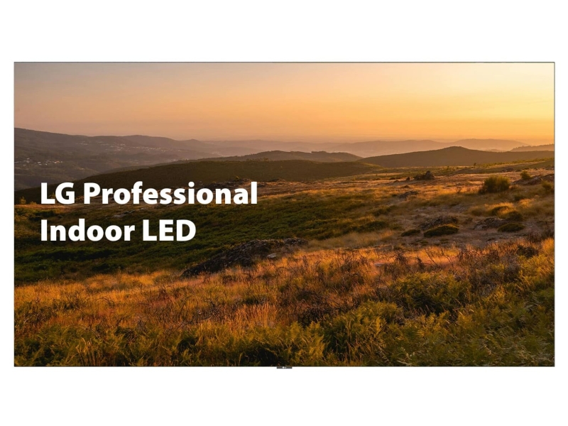 LG Professional Indoor LED display 136 inch met zonsondergang landschap