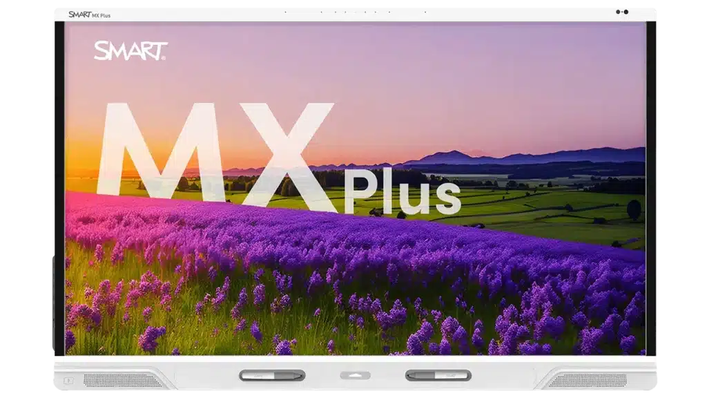 Vooraanzicht van de SMART MX Plus met natuurbeeld achtergrond