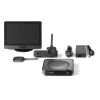 Een productafbeelding van de Barco ClickShare Hub. Waarin de hele kit te zien is inclusief scherm en de accessoires.
